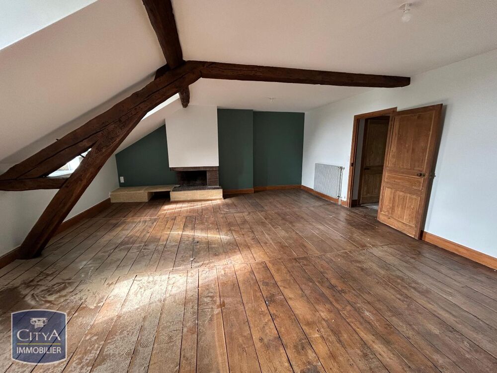 À LOUER : Charmant appartement au coeur proche de la plac....