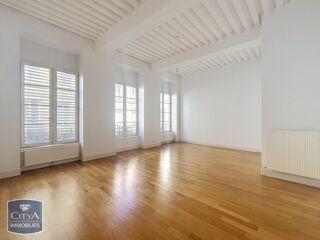  Appartement à louer 4 pièces 106 m²
