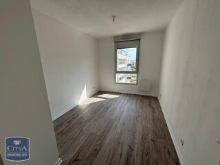  Appartement à louer 2 pièces 42 m²