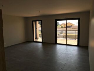  Appartement � louer 3 pi�ces 75 m�