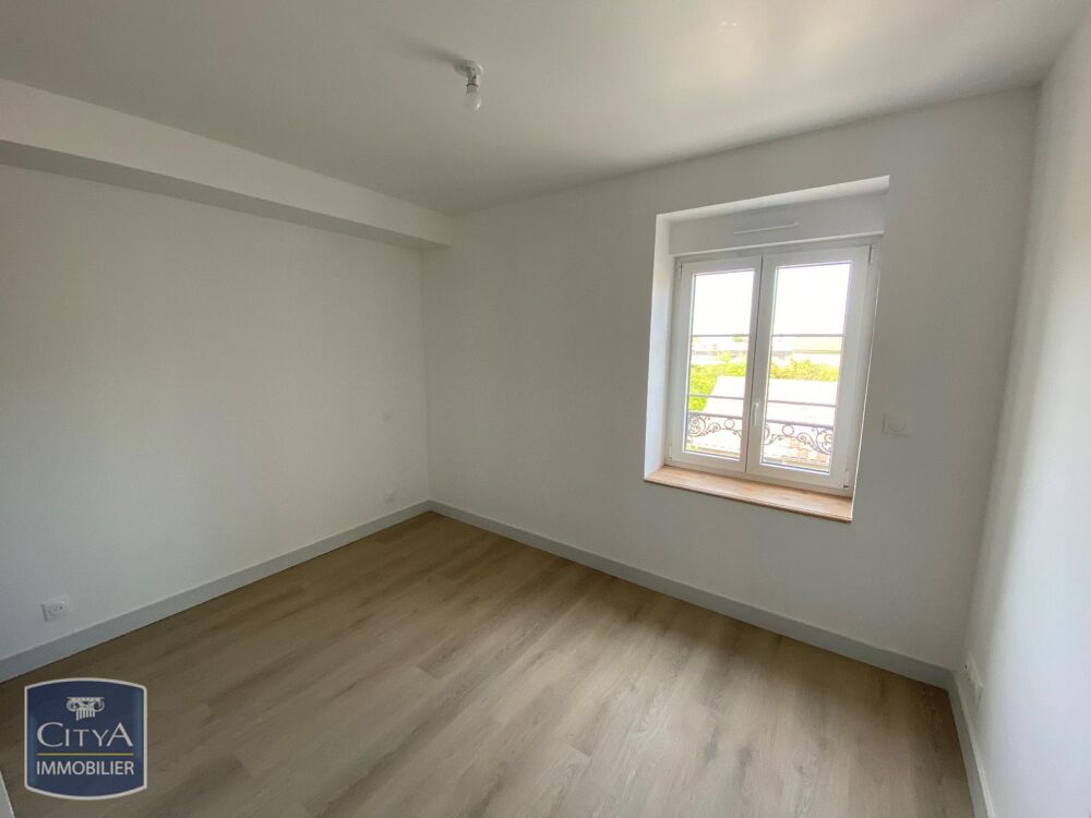 A LOUER APPARTEMENT T3 - REFAIT A NEUF - BELLEVILLE EN B....