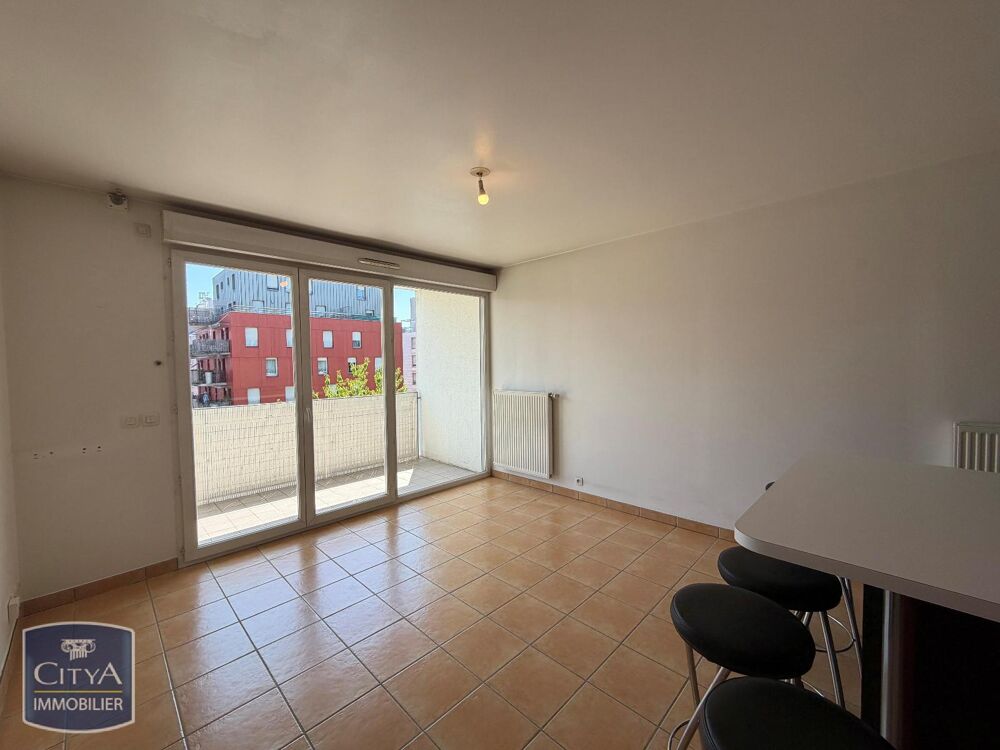 À LOUER Nous vous proposons un appartement de type T2 si....