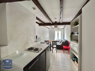  Appartement à louer 2 pièces 31 m²