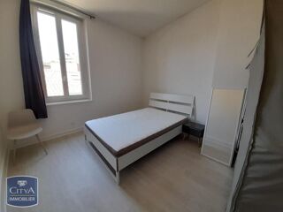  Appartement à louer 2 pièces 33 m²