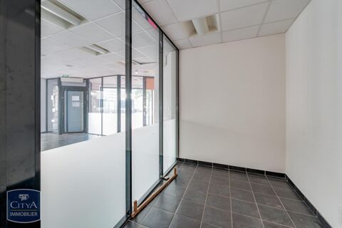   Location / Local Commercial - 250 m² 