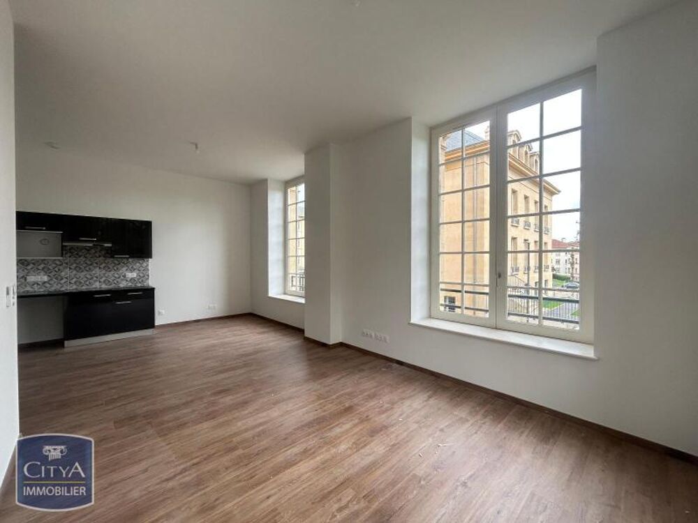 EXCLUSIVITÉ - APPARTEMENT 3 PIÈCES RENOVE A NEUF En loca....