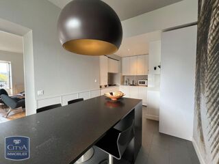  Appartement à louer 4 pièces 84 m²