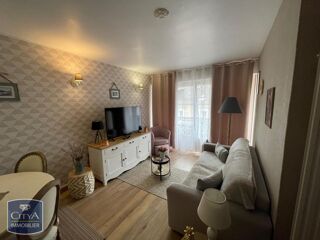  Appartement à louer 2 pièces 38 m²