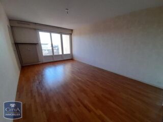  Appartement à louer 3 pièces 65 m²
