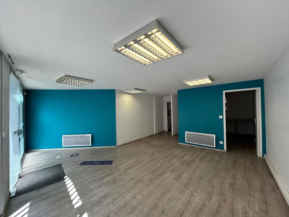   Location / Local Commercial - 40 m² 