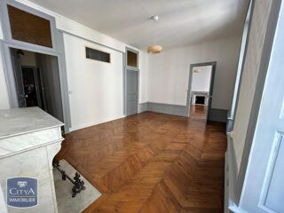  Appartement à louer 4 pièces 81 m²