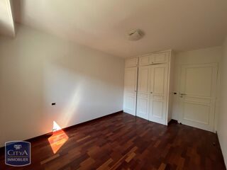  Appartement à louer 3 pièces 75 m²