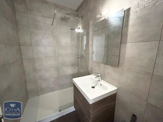  Appartement à louer 3 pièces 69 m²