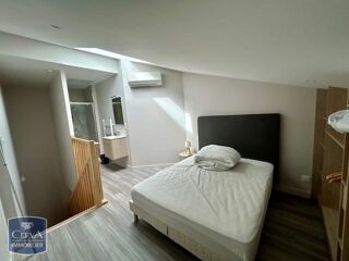  Appartement à louer 2 pièces 32 m²