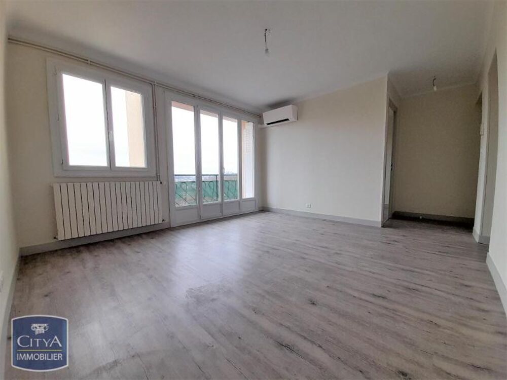 EXCLUSIVITÉ - T3 RENOVÉ AVEC DEUX BALCON - A DEUX PAS DU....