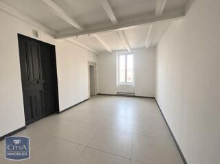  Appartement à louer 4 pièces 97 m²
