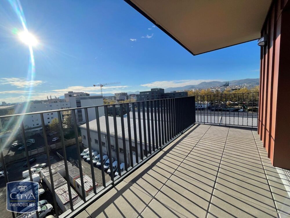 location Appartement - 3 pièce(s) - 61 m² Clermont-Ferrand (63000)