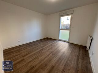 location Appartement - 3 pièce(s) - 71 m² Poitiers (86000)
