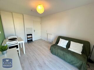  Appartement à louer 1 pièce 20 m²