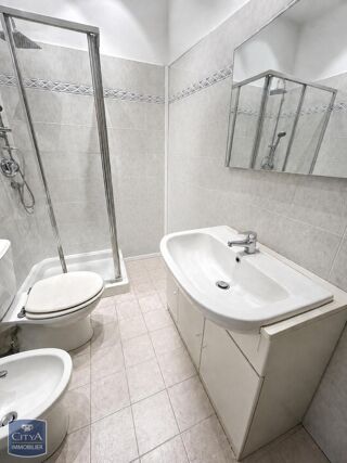 Appartement à louer 2 pièces 41 m²