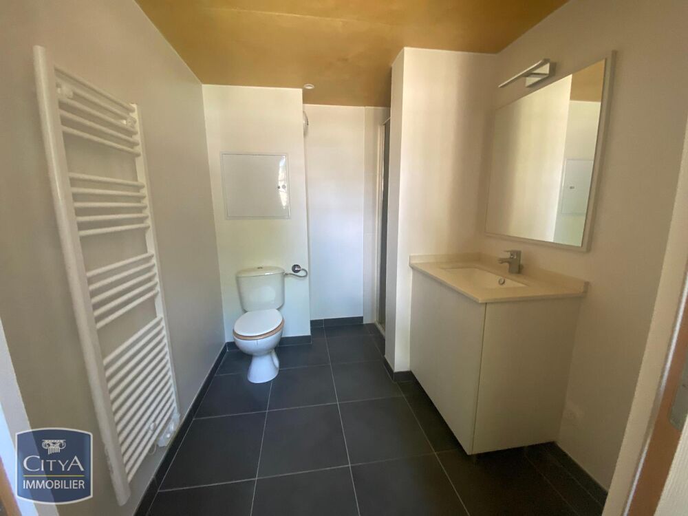 location Appartement - 1 pièce(s) - 36 m² Fontainebleau (77300)