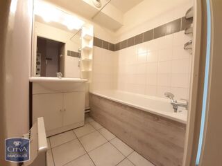 Appartement à louer 1 pièce 30 m²