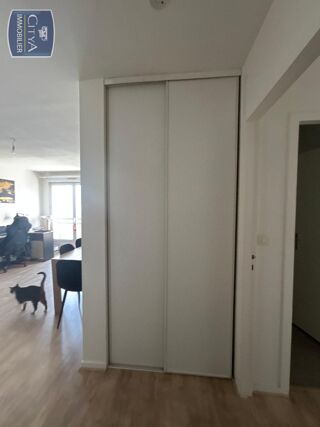  Appartement à louer 2 pièces 42 m²