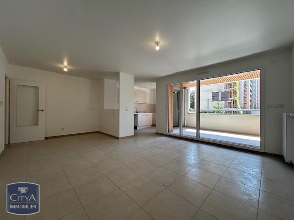 location Appartement - 5 pièce(s) - 101 m² Villeurbanne (69100)