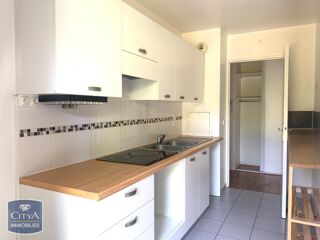  Appartement à louer 3 pièces 61 m²