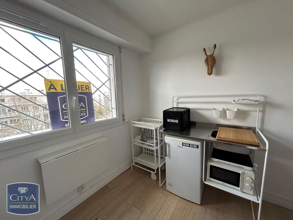 location Appartement - 1 pièce(s) - 10 m² Pau (64000)