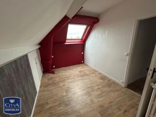  Appartement à louer 4 pièces 72 m²