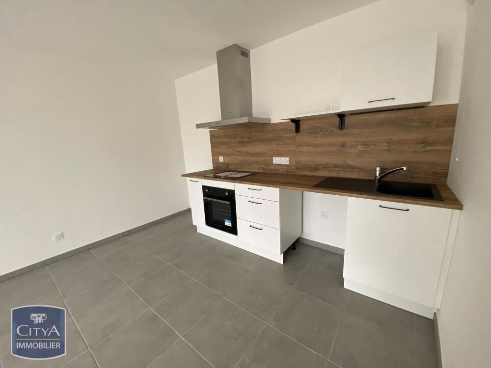location Appartement - 3 pièce(s) - 64 m² Gleizé (69400)