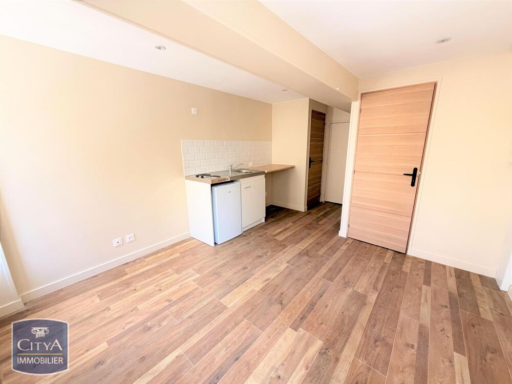 À LOUER ! Découvrez ce charmant appartement rénové intég....
