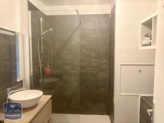 location Appartement - 2 pièce(s) - 45 m² Vannes (56000)