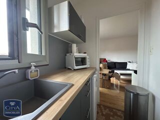  Appartement à louer 1 pièce 28 m²