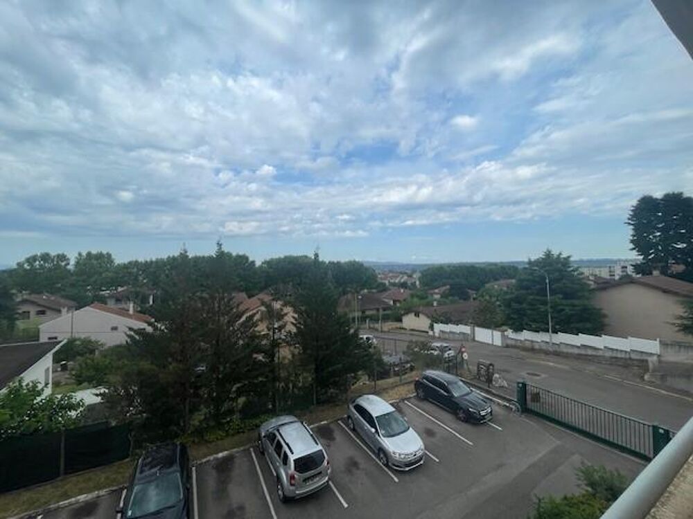 location Appartement - 3 pièce(s) - 65 m² Décines-Charpieu (69150)