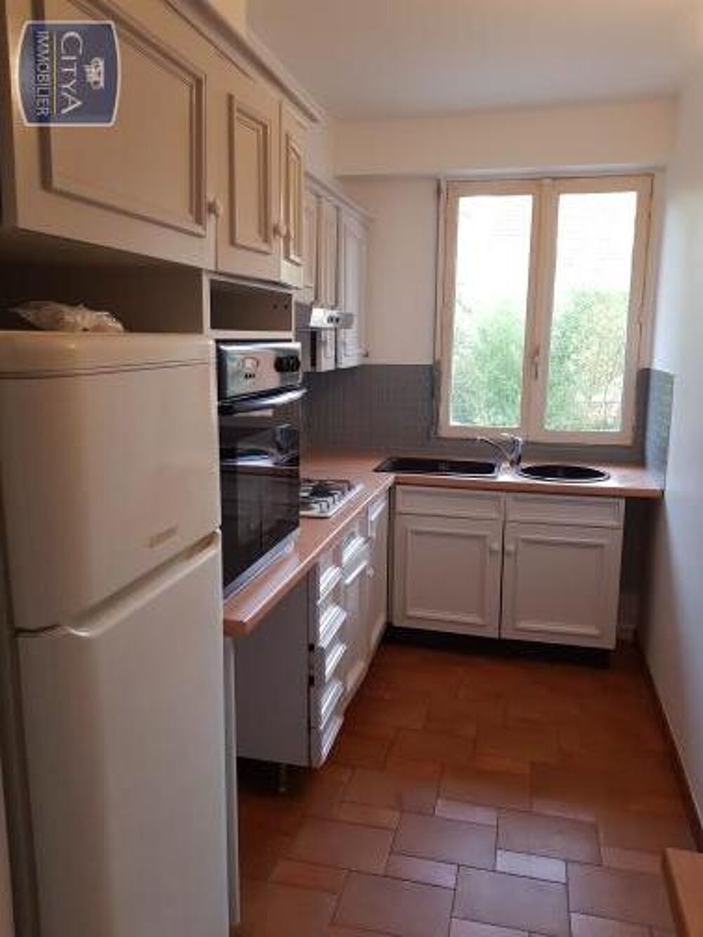 location Appartement - 3 pièce(s) - 83 m² Nogent-sur-Marne (94130)