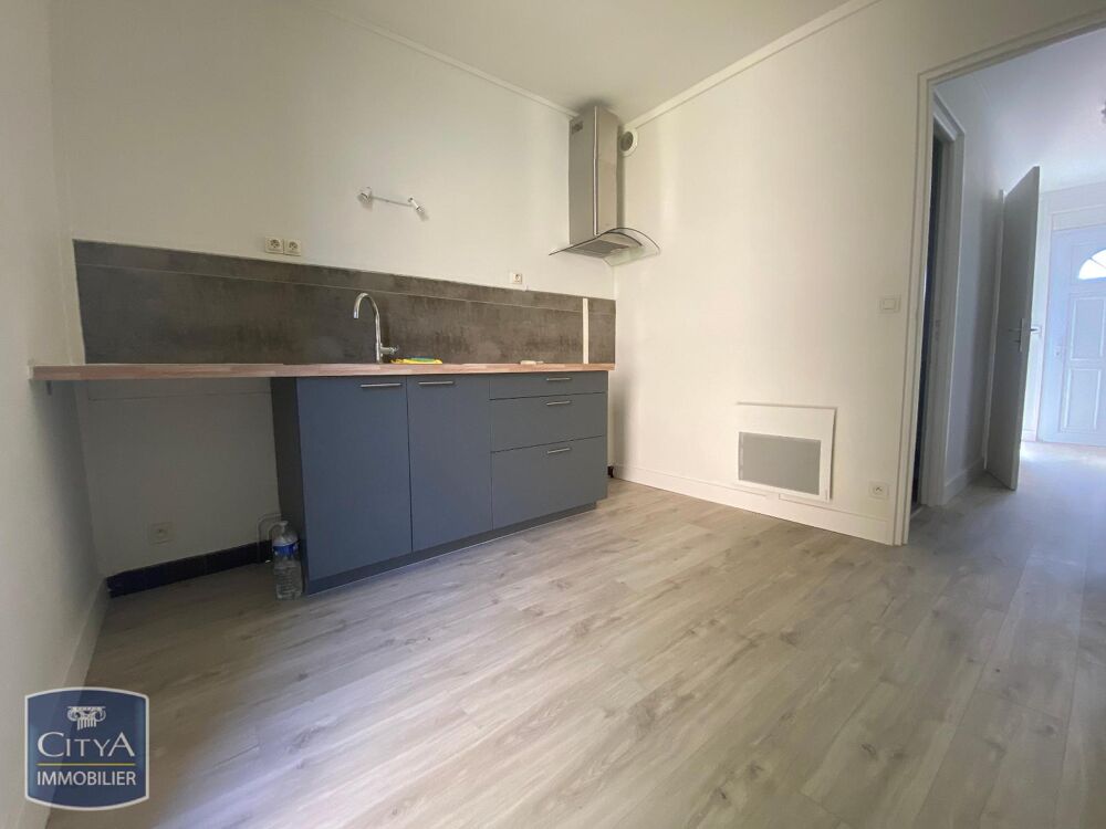 location Appartement - 2 pièce(s) - 48 m² Saint-Benoît (86280)