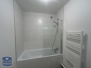  Appartement à louer 3 pièces 63 m²