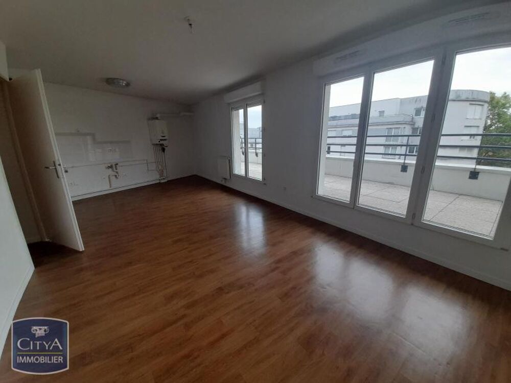 EXCLUSIVITÉ - APPARTEMENT 4 PIÈCES AVEC TERRASSE À louer....