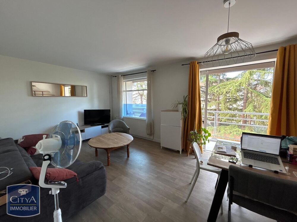 F4 en location à VAIRES / MARNE. Un appartement de 4 piè....
