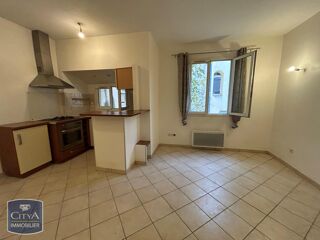  Appartement à louer 2 pièces 38 m²