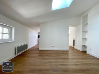  Appartement à louer 3 pièces 64 m²