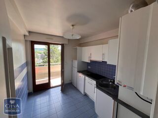  Appartement à louer 3 pièces 55 m²