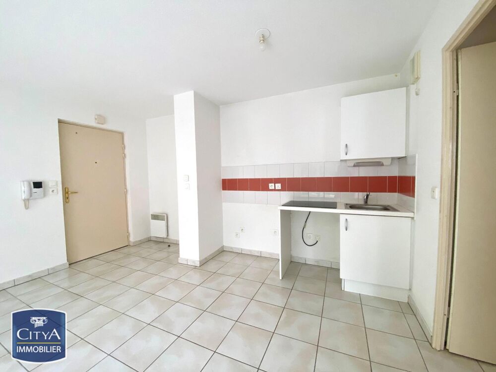 location Appartement - 2 pièce(s) - 45 m² Pont-l'Abbé (29120)