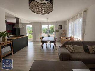  Appartement à louer 4 pièces 86 m²