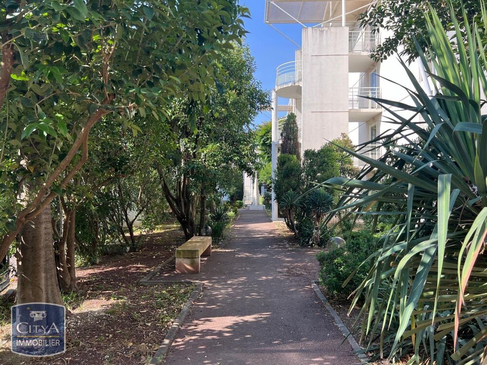location Parking / Garage Avignon (84000)