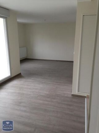  Appartement à louer 3 pièces 61 m²