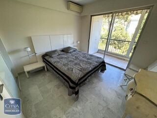  Appartement à louer 3 pièces 70 m²