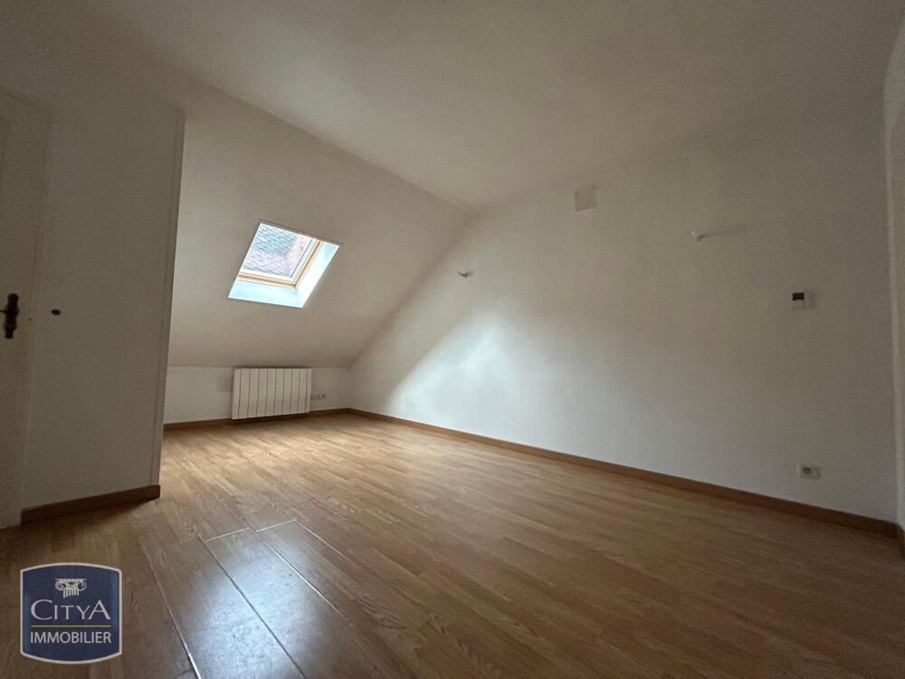 APPARTEMENT T2 - PROCHE CENTRE-VILLE SEDAN Venez découvr....